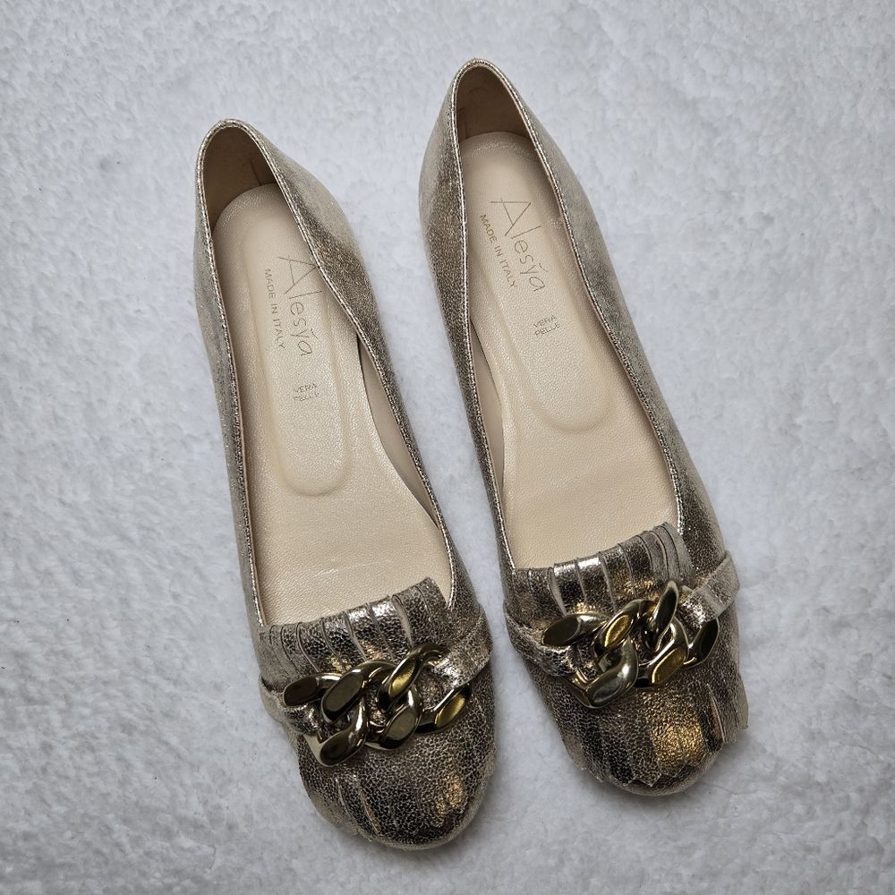 Alesýa Gold Loafers Flats Chain Metallic Womens Size 40 EU (9.5 US) - Picture 2 of 5